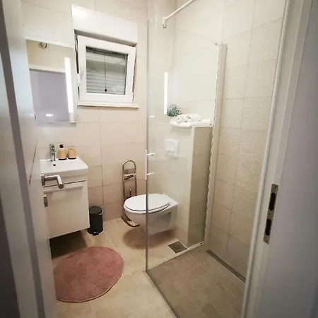 アパート Charming - マカルスカ